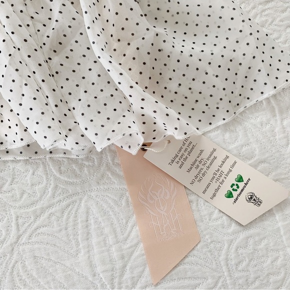 We are HAH Heavy Necking Polka Dot‎ Lace Ruffle Mini Dress - Picture 8 of 10